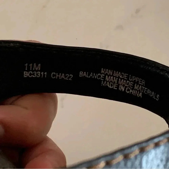 B.O.C. Women's Flat Sandals Slip-on Slides Flip Flops Black Faux Leather Size 11 - Picture 5 of 5